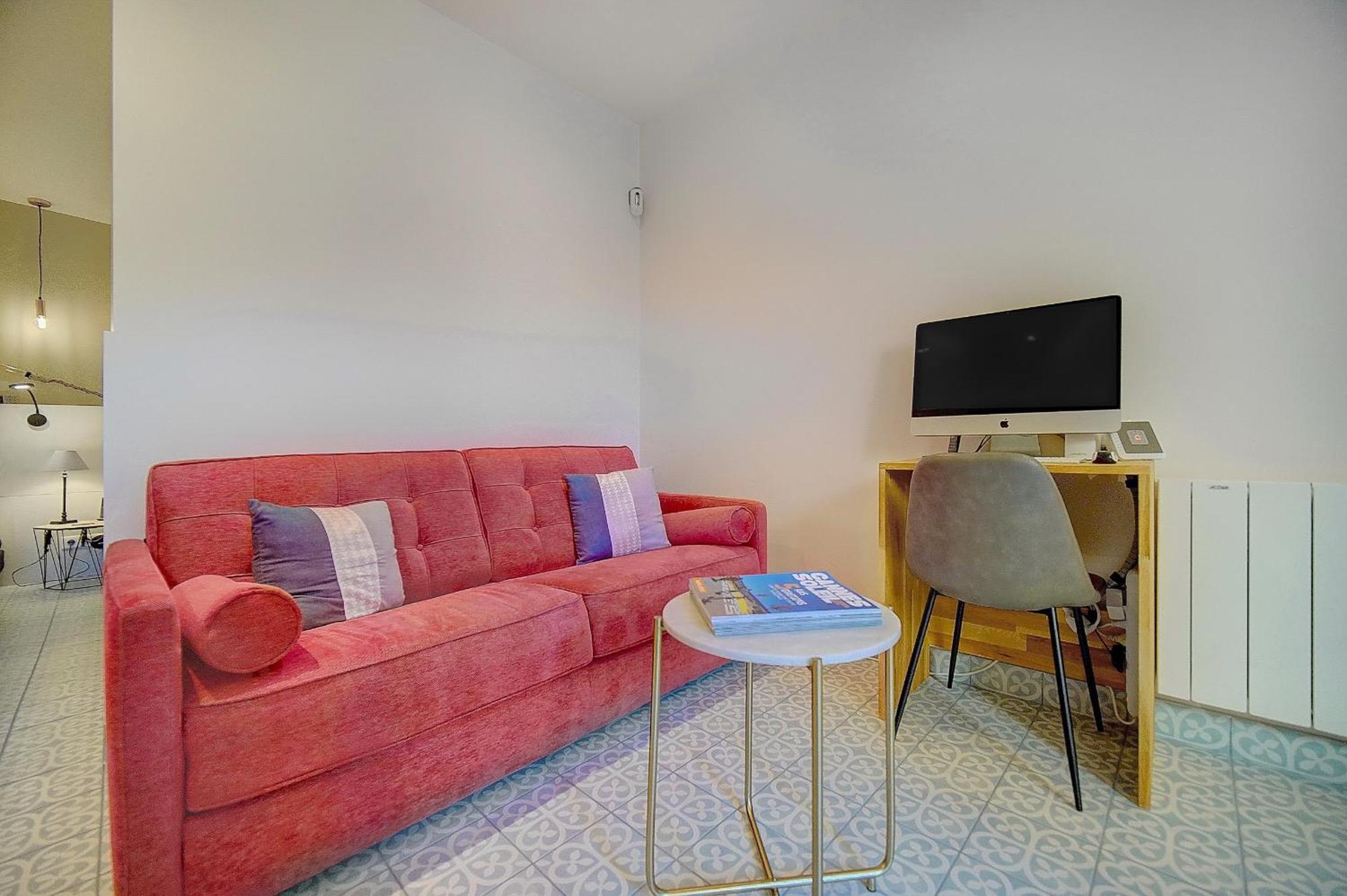 Joli Avec Terrasse Centre A0b169